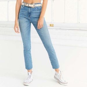BDG Girlfriend Jeans
